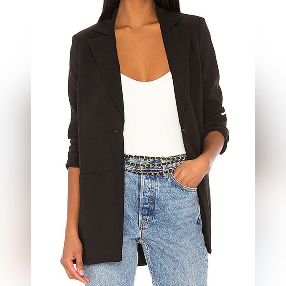 🌟 Camila Coelho Brenna Black Blazer